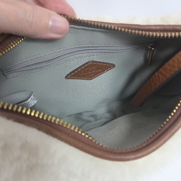 fossil harwell crescent faux shearling shoulder bag boho hobo leather trim nwot - Picture 4 of 12